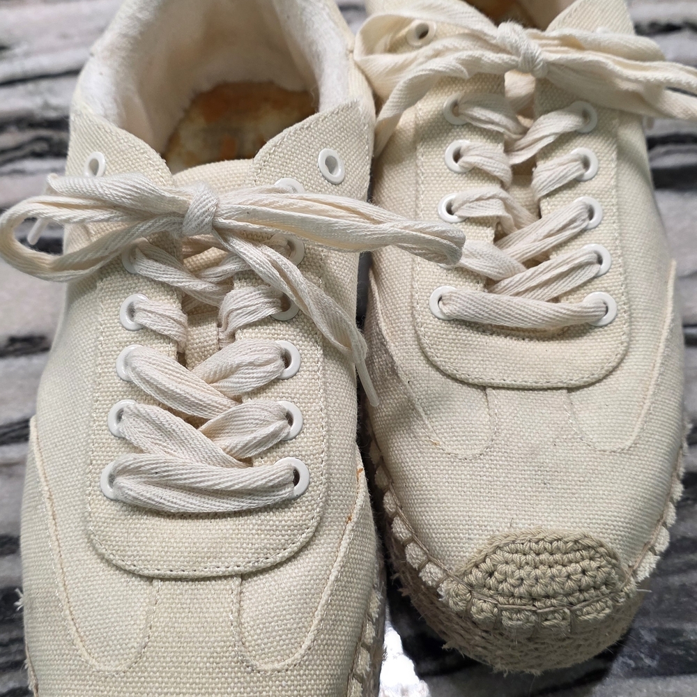 Jennifer Lopez Cream Canvas Sneakers